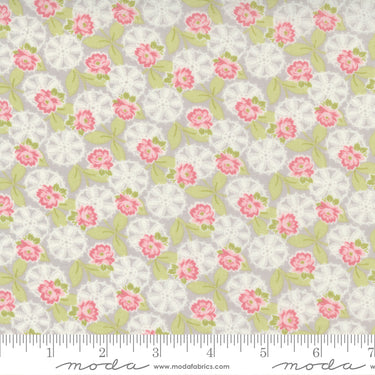 Cottage Linen Closet - Lacey Daisy Pebble