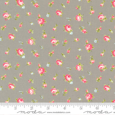 Ellie - Tossed Floral Pebble