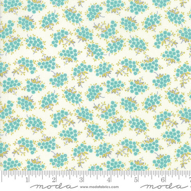 Flour Garden - Forget Me Not Feather