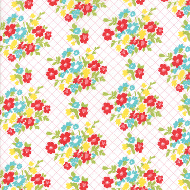 Mama's Cottage - Tablecloth Guava