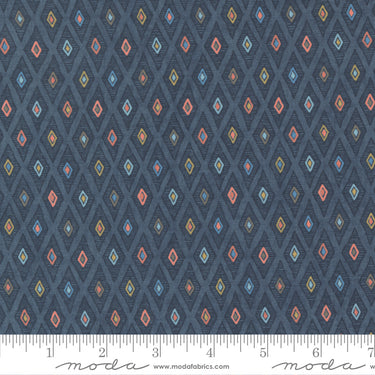 Nutmeg - Cosy Checks Evening