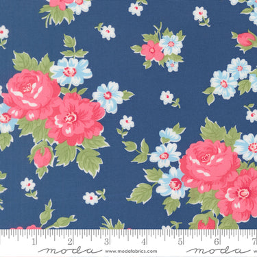 A Cat Named Stitch - *Bundle of 20 Fat Quarters with 2 Free* - PRE-ORDER DUE MAY