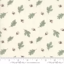 Harvest Road - Floating Acorn Eggshell - 1 Cut FQ