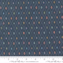Nutmeg - Cosy Checks Evening