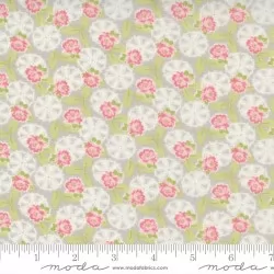 Cottage Linen Closet - Lacey Daisy Pebble