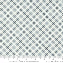 Berry Basket - Trellis Stone